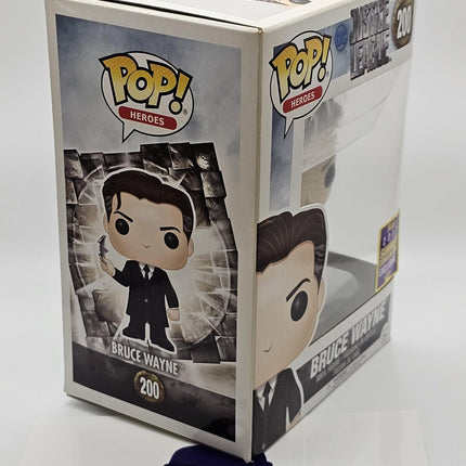 Funko Pop | #200 Bruce Wayne | Dc | Exclusive